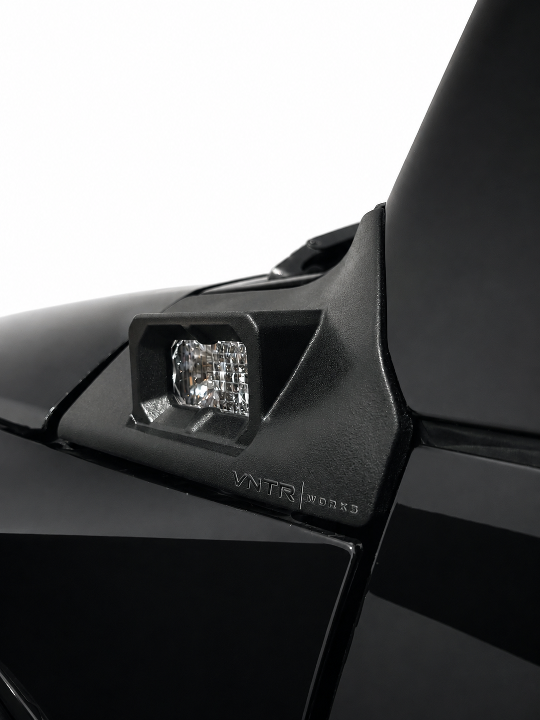 Toyota FJ Cruiser cowl housing designed for Diode Dynamics SS2 integration