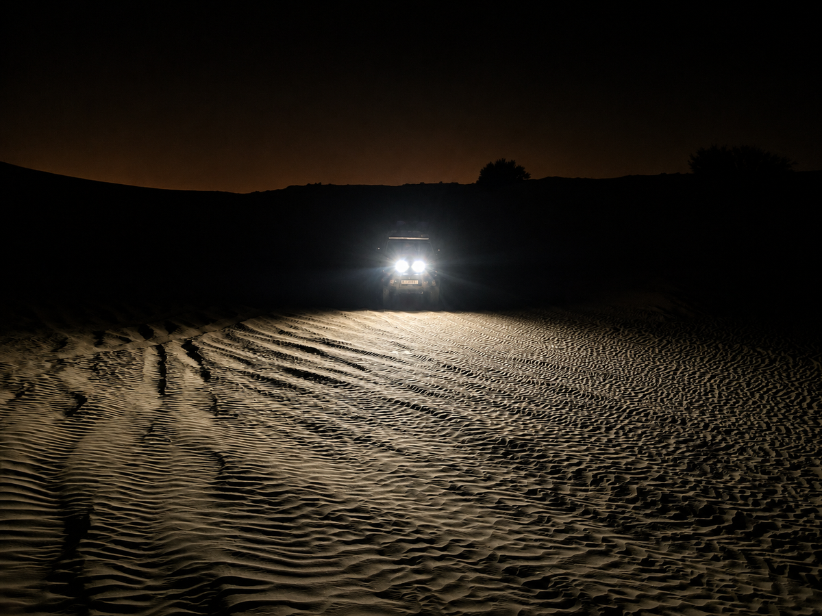 VNTR WORKS hood light system installed on Toyota FJ Cruiser