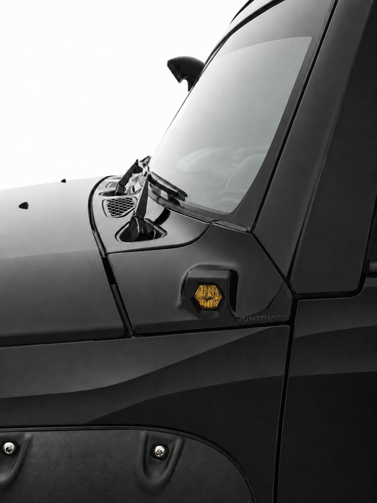 FJ CRSR Cowl — Baja Designs S1 15° Angled Integration